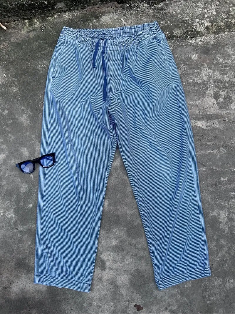 Thrifting Stripe Pants UNIQLO  photo 1