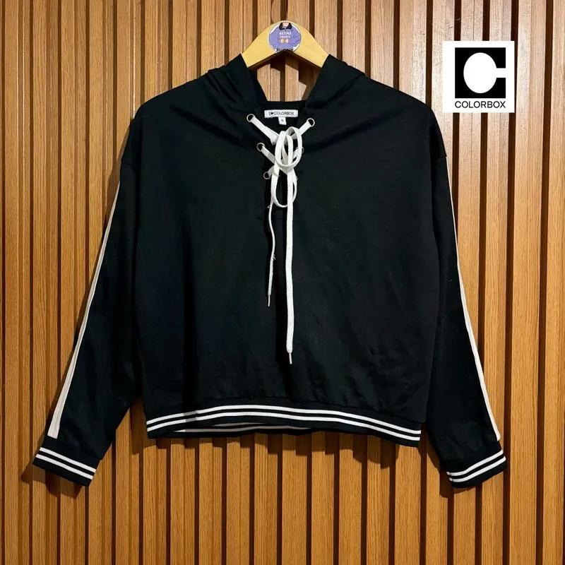 COLORBOX Sweater Crop Hoodie photo 1