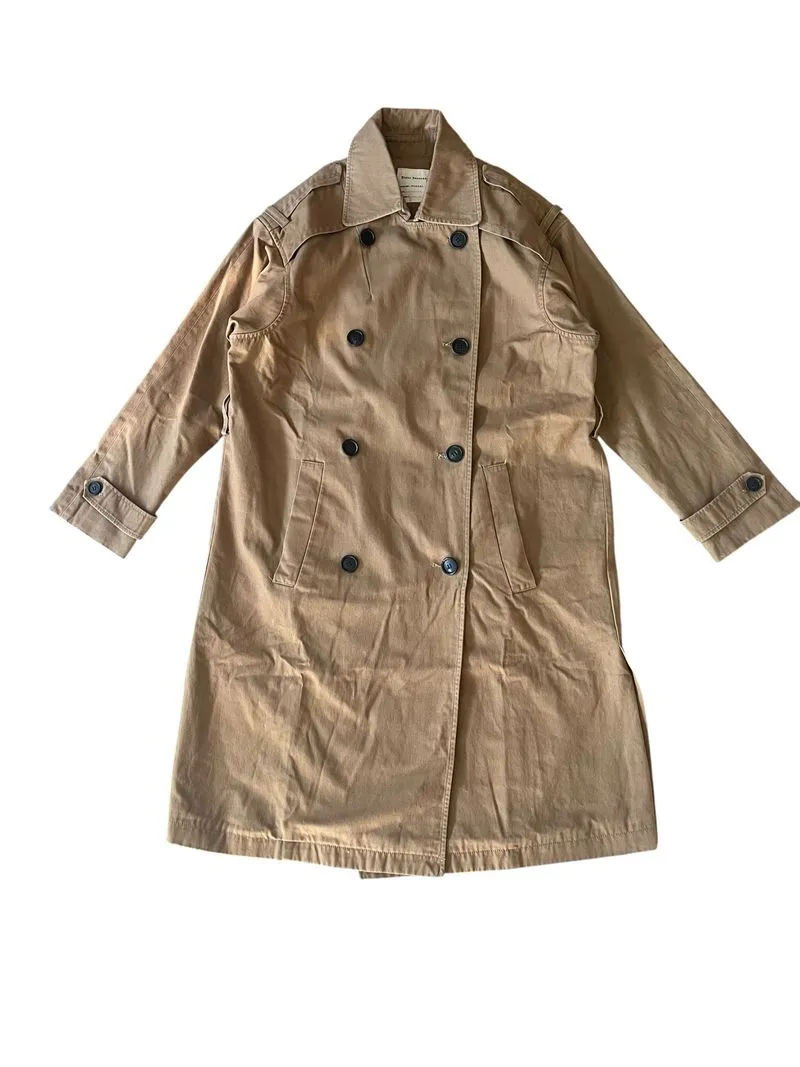 Brown Coat photo 1