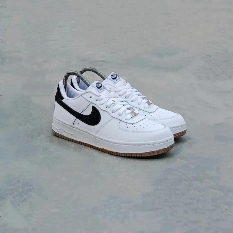 Nike Streetwear Casual Sneakers Wanita white photo 1
