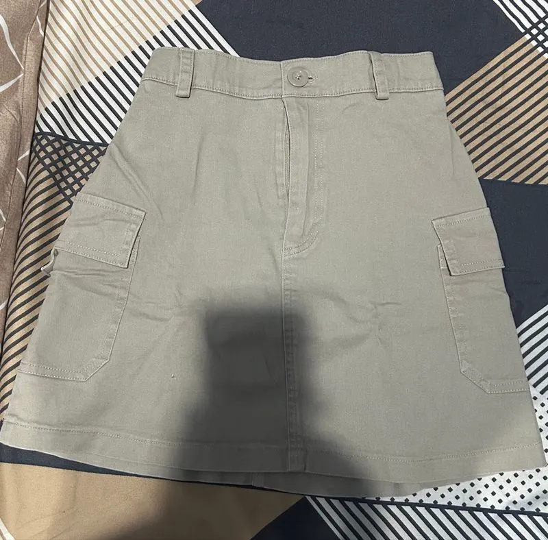 preloved-rok cargo mini (cream) photo 1