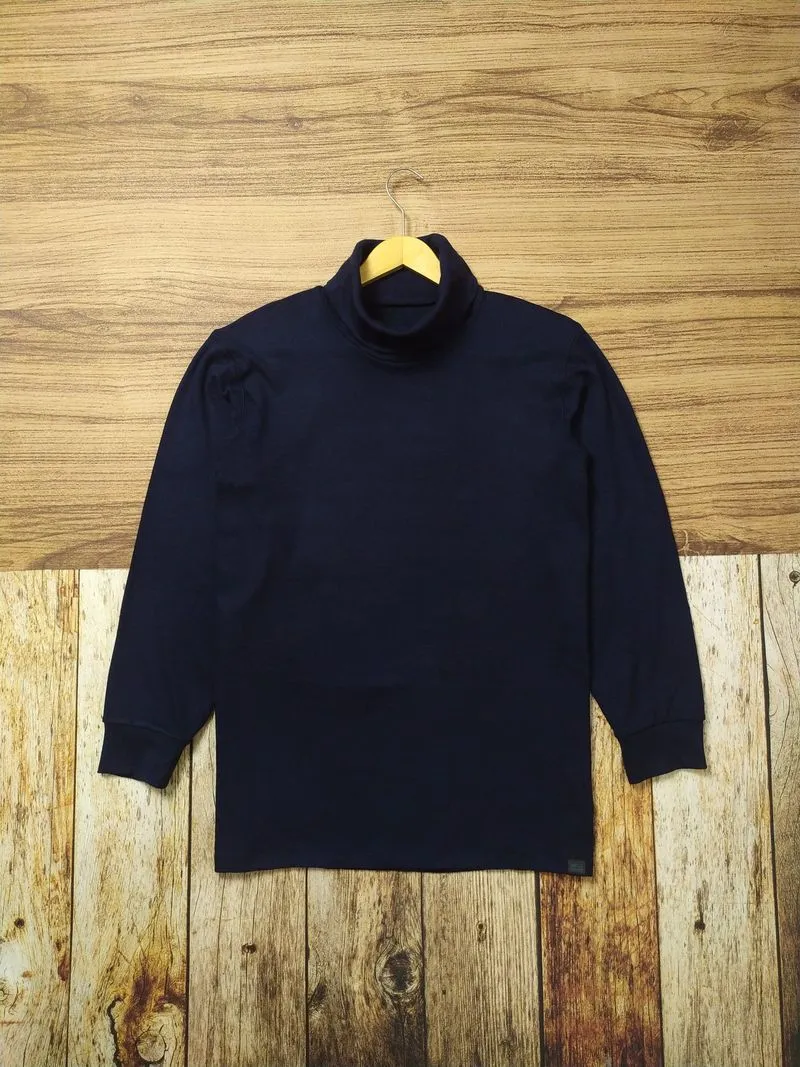 Uniqlo Heattech Ultra Warm Turtleneck Long Sleeve Shirt photo 1