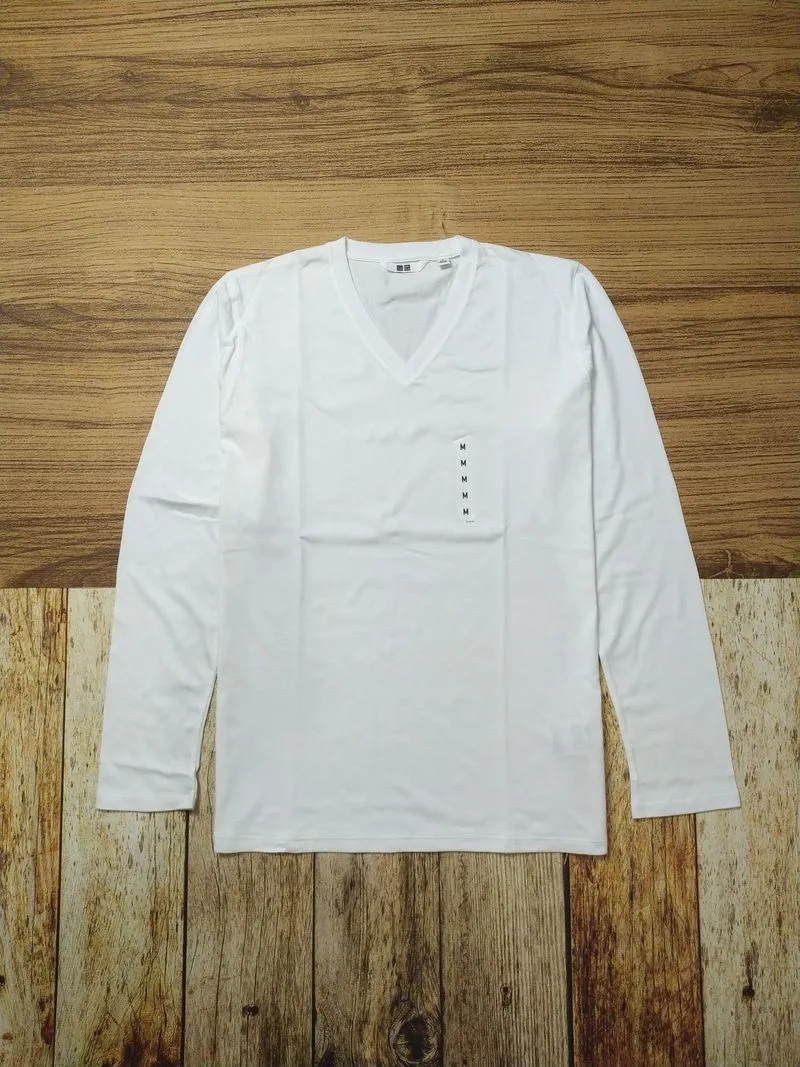 Uniqlo V Neck Long Sleeve Shirt photo 1