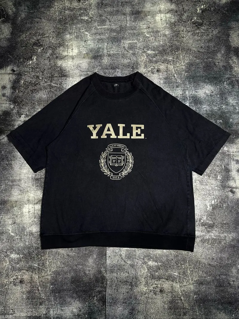 KAOS YALE X UNIQLO  photo 1