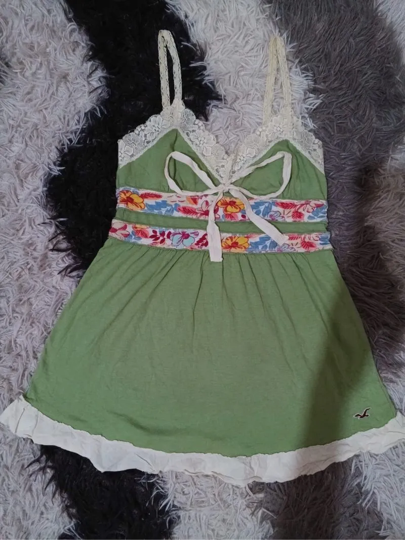 y2k summer cami top by hollister photo 1