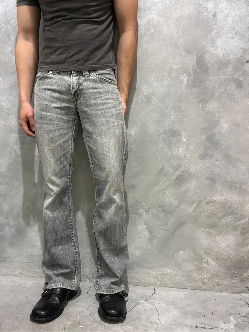 Y2K Grey Levi’s Boot Cut Jeans photo 1