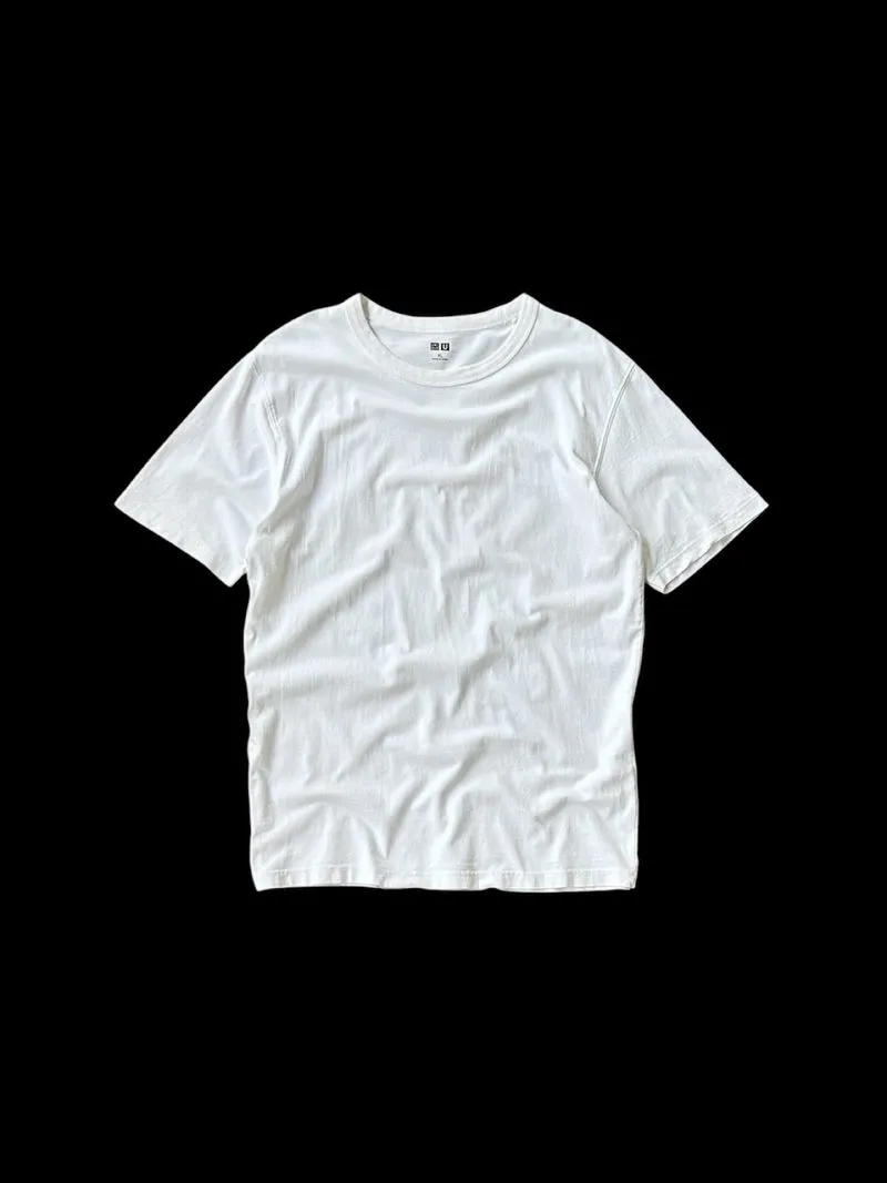 UNIQLO BASIC TEE  photo 1