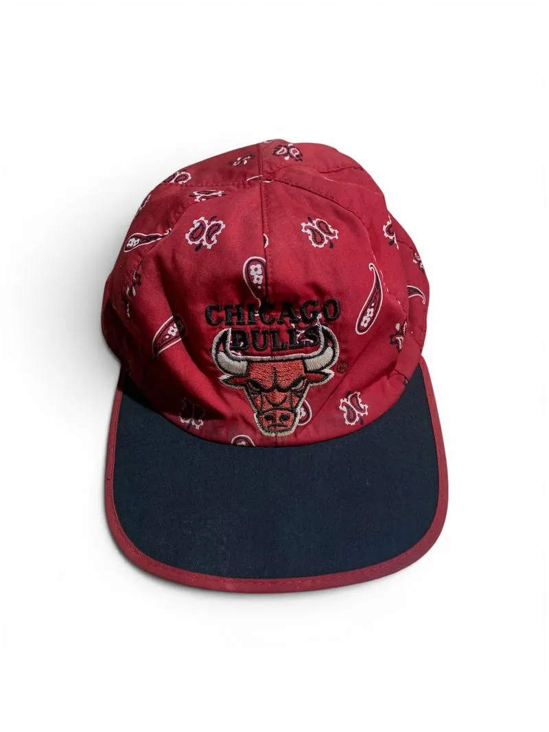 Vintage Chicago Bulls x Starter Bandana Reveisble Cap photo 1