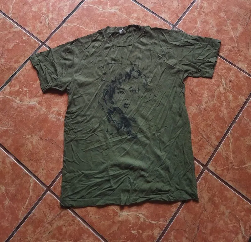 Kaos AAA photo 1