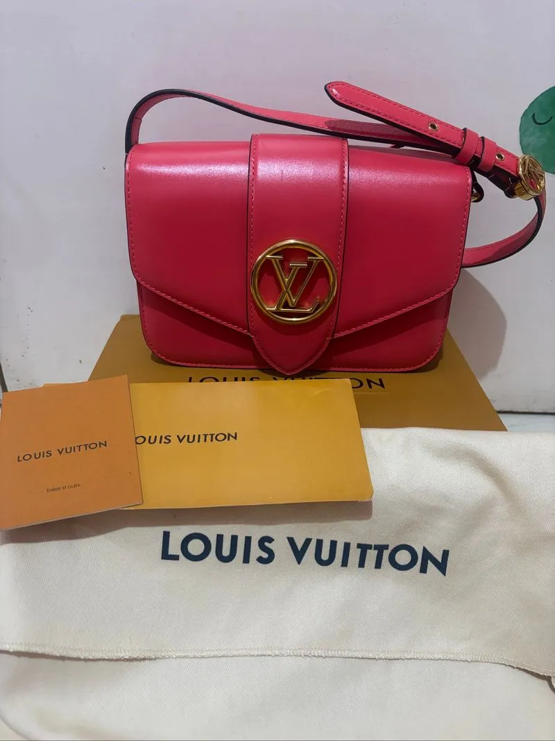 louis vuitton pond 9 photo 1