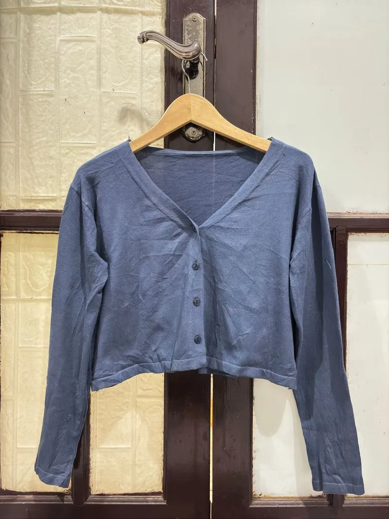 Cardigan Crop photo 1