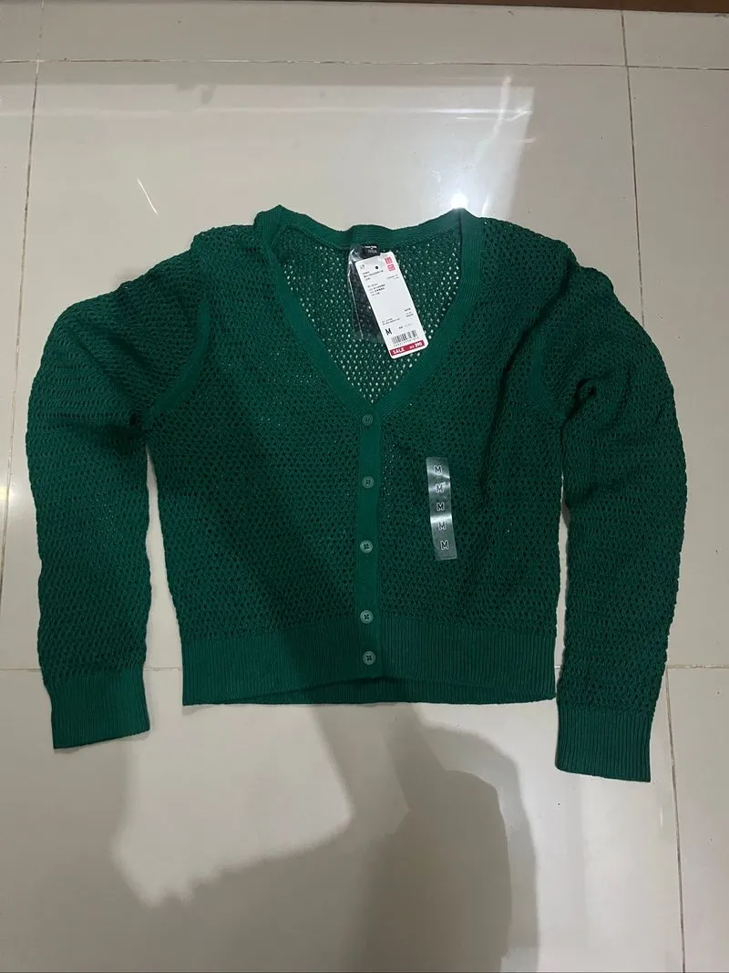 Mesh V-Neck Short Cardigan photo 1