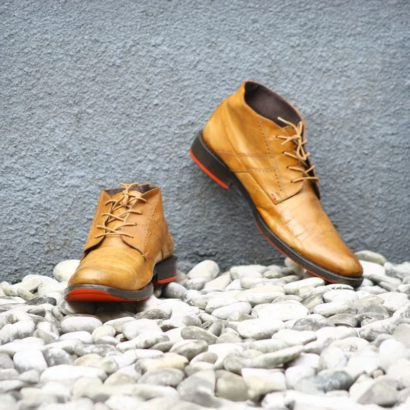Romania Tan Leather Dress Chukka Boots | EUR 44 | Tan | No B photo 1