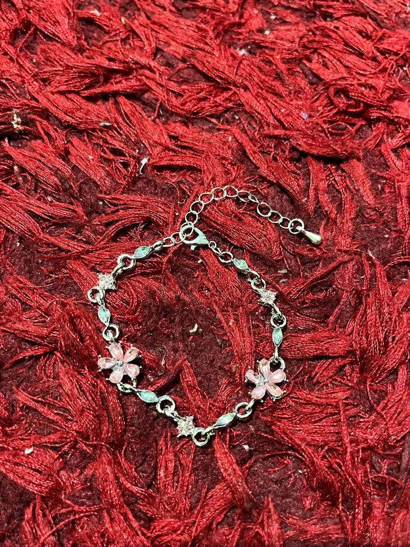 pink flowers bracelet photo 1