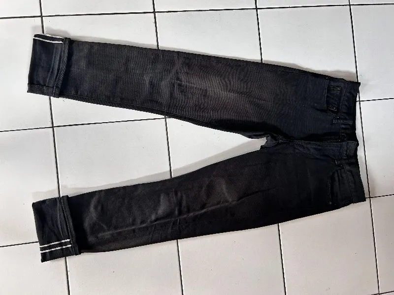 Uniqlo Streetwear Minimalist Jeans Pria black photo 1