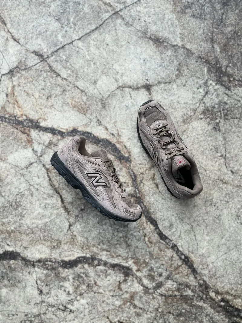 NEW BALANCE 204L Year Of The Horse Tan photo 1