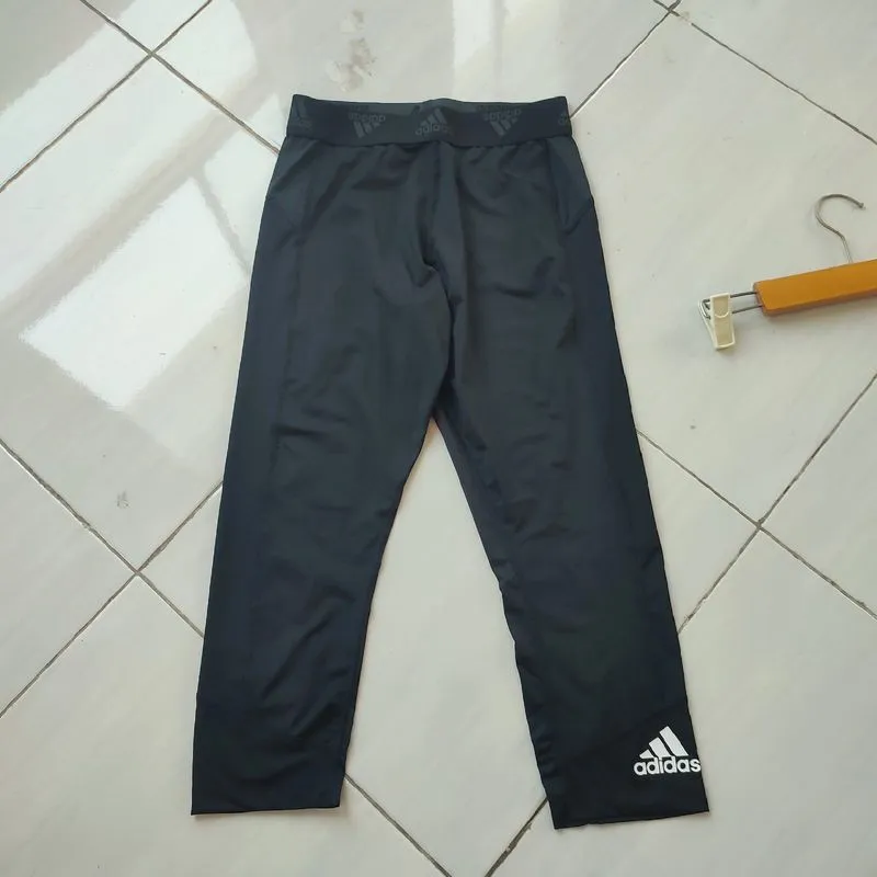 Cropped Leggings Adidas M photo 1