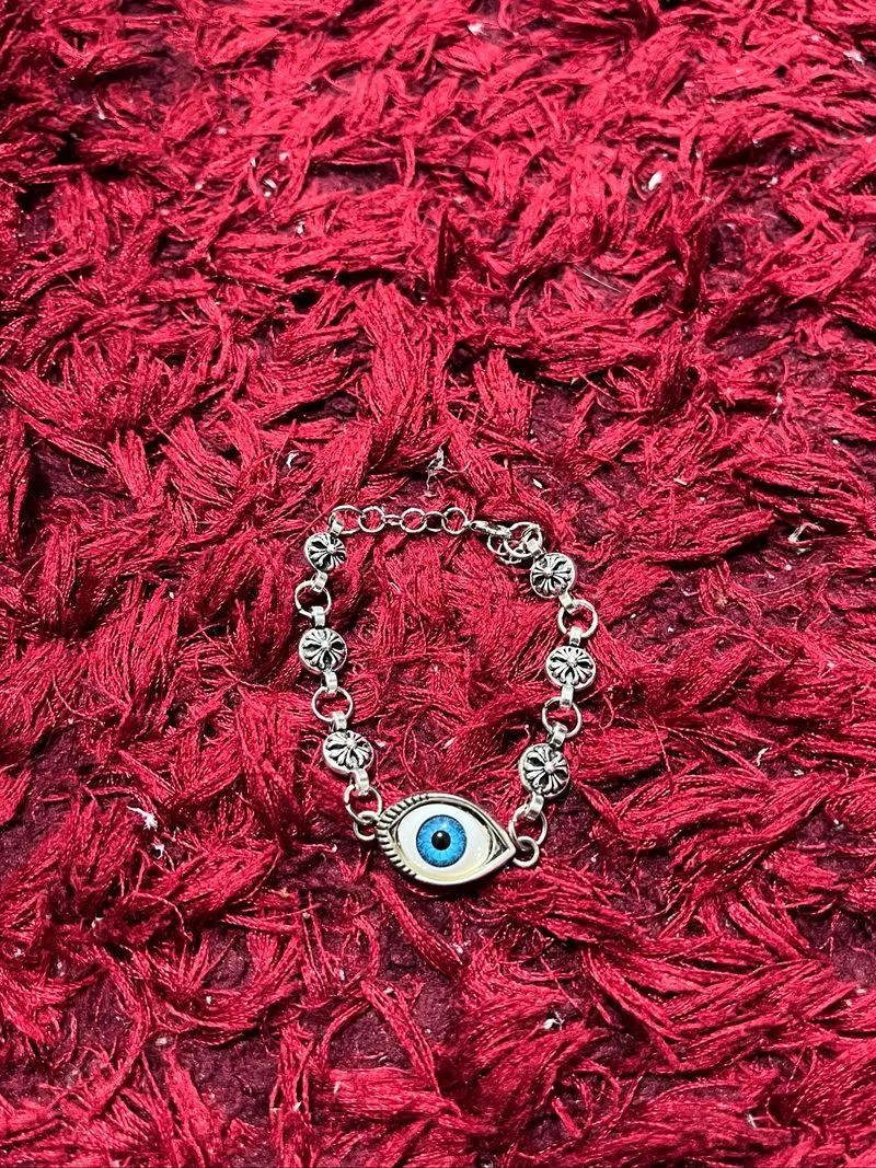 grace ch eyes bracelet photo 1