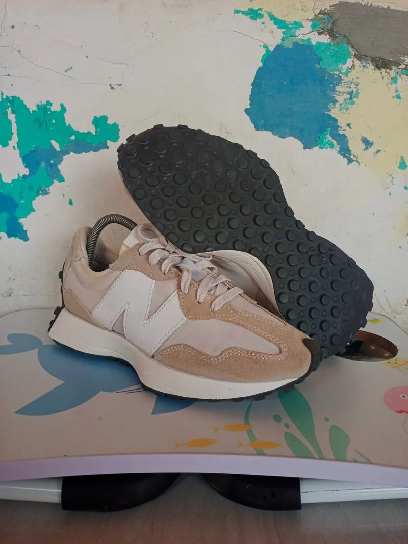 New balance 327 (41.5) photo 1