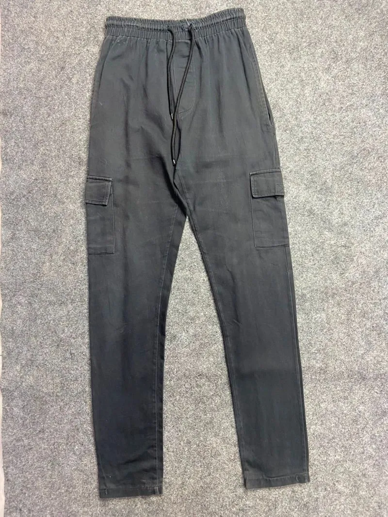 Jogger cargo hitam photo 1