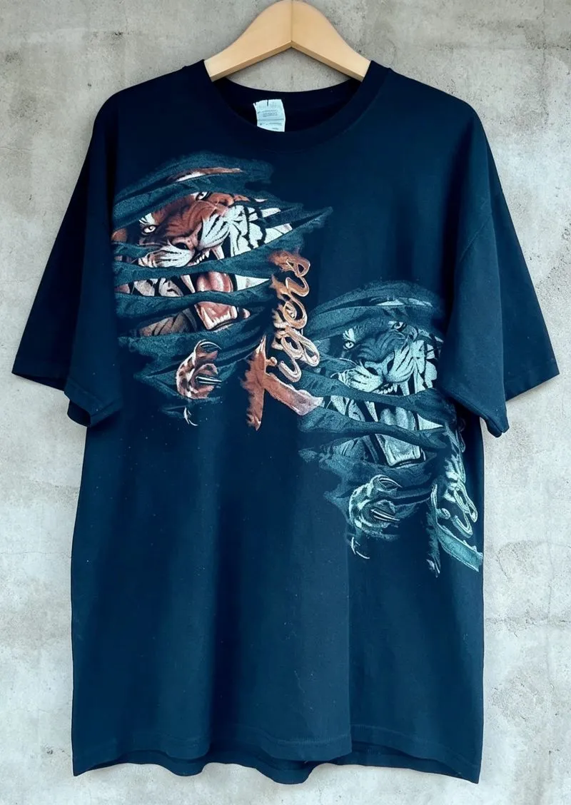 Vintage Tiger Prints Tee photo 1