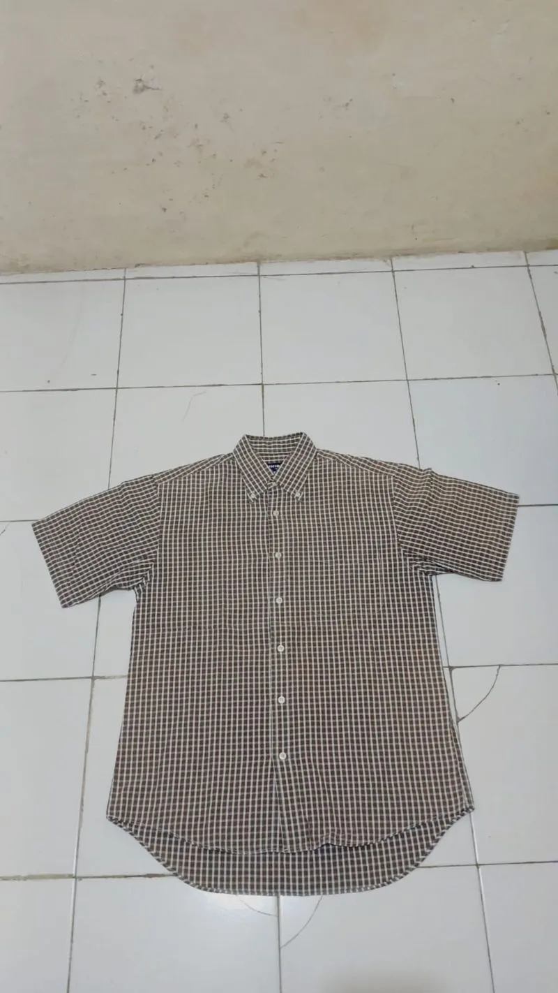 Kemeja uniqlo photo 1