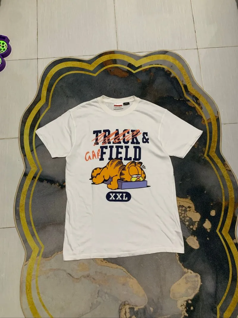 Kaos garfield official photo 1