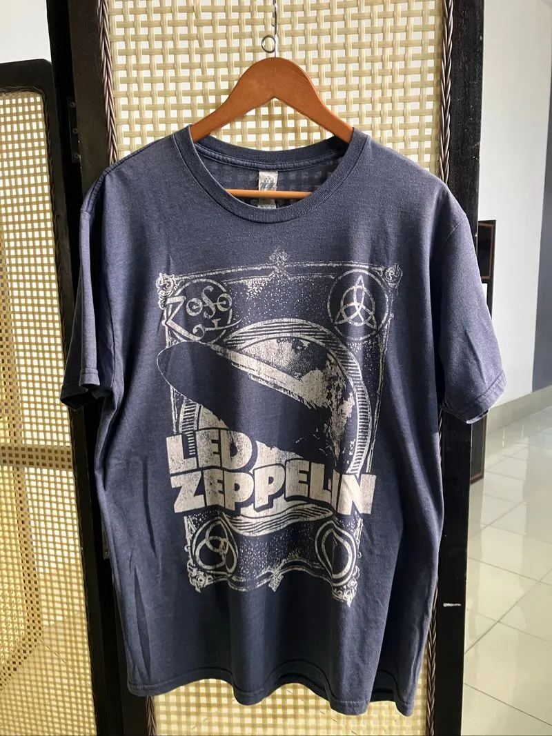 Led Zeppelin photo 1