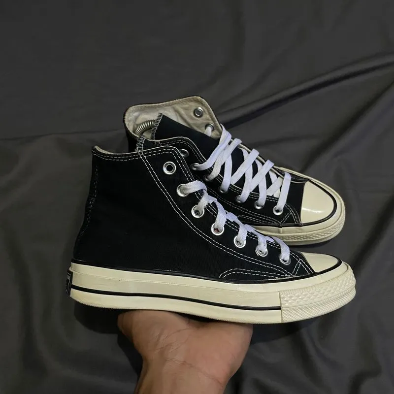 Converse Emo Indie Sneakers Wanita white black photo 1