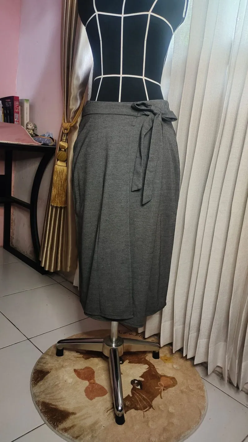 Gaudi Rok Wanita Midi Skirt Pita Abu-abu M photo 1