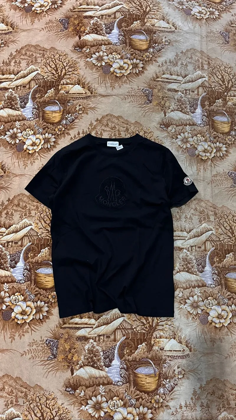 Moncler tee photo 1