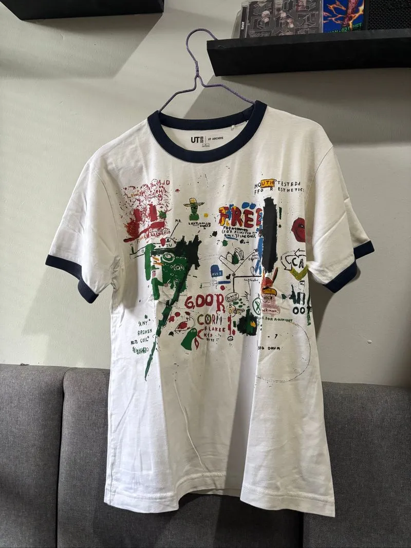 Uniqlo UT ARCHIVE SIZE S photo 1