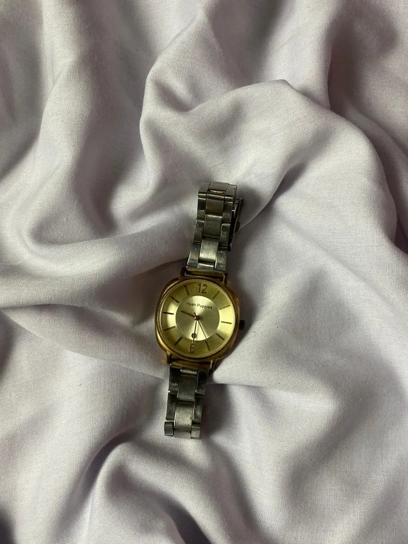 jam tangan hush puppies  photo 1