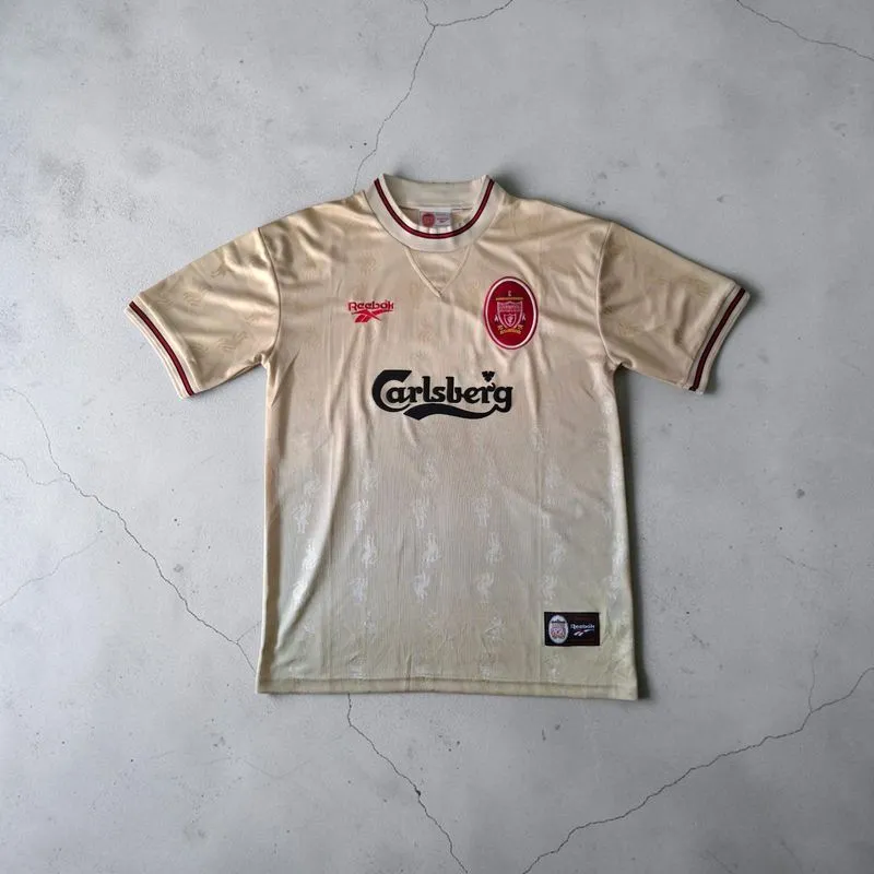 Liverpool Away 1996/97 photo 1
