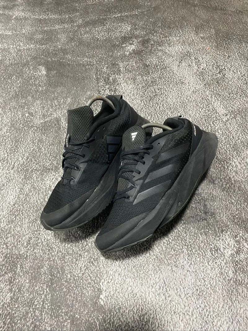 Adidas Adizero sl black carbon photo 1