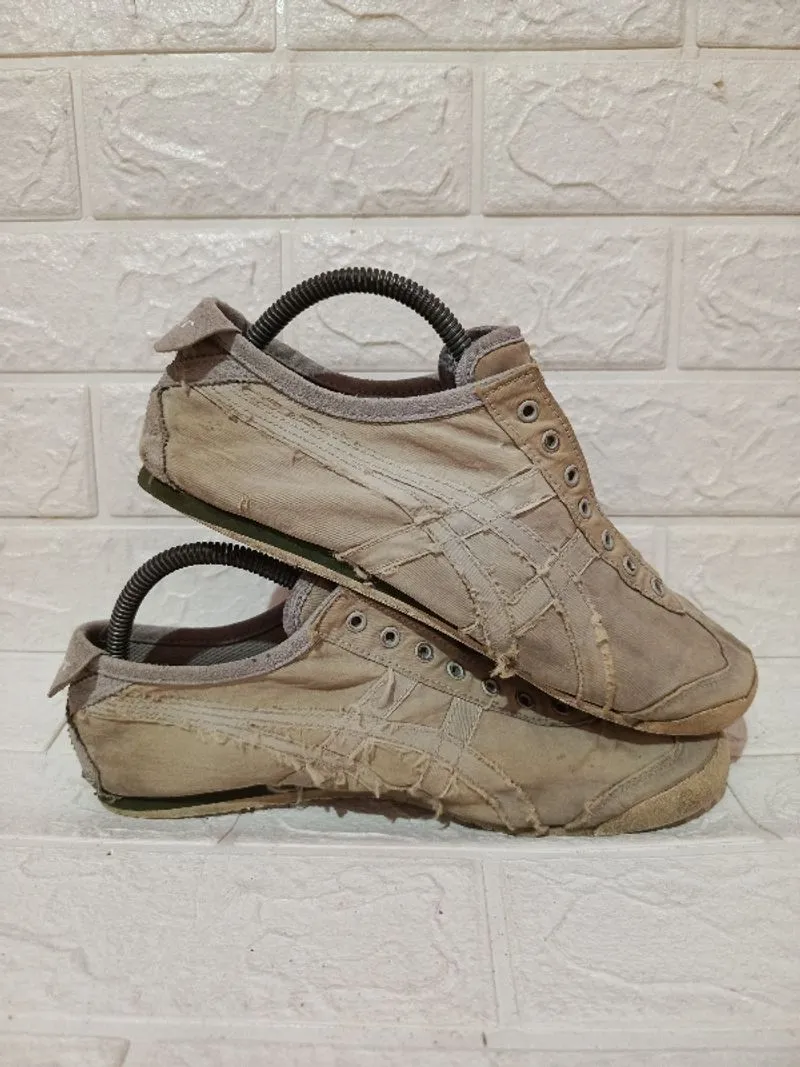 Onitsuka Tiger Mexico 66 Slip On Grey White photo 1