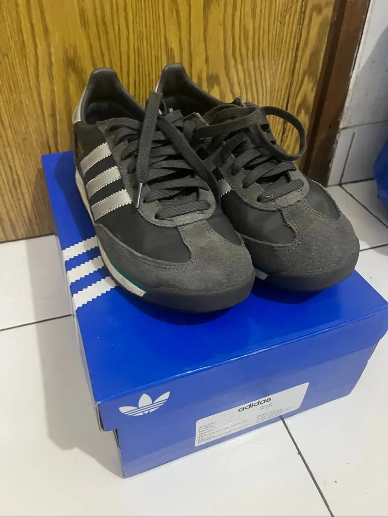 Adidas SL72 RS photo 1