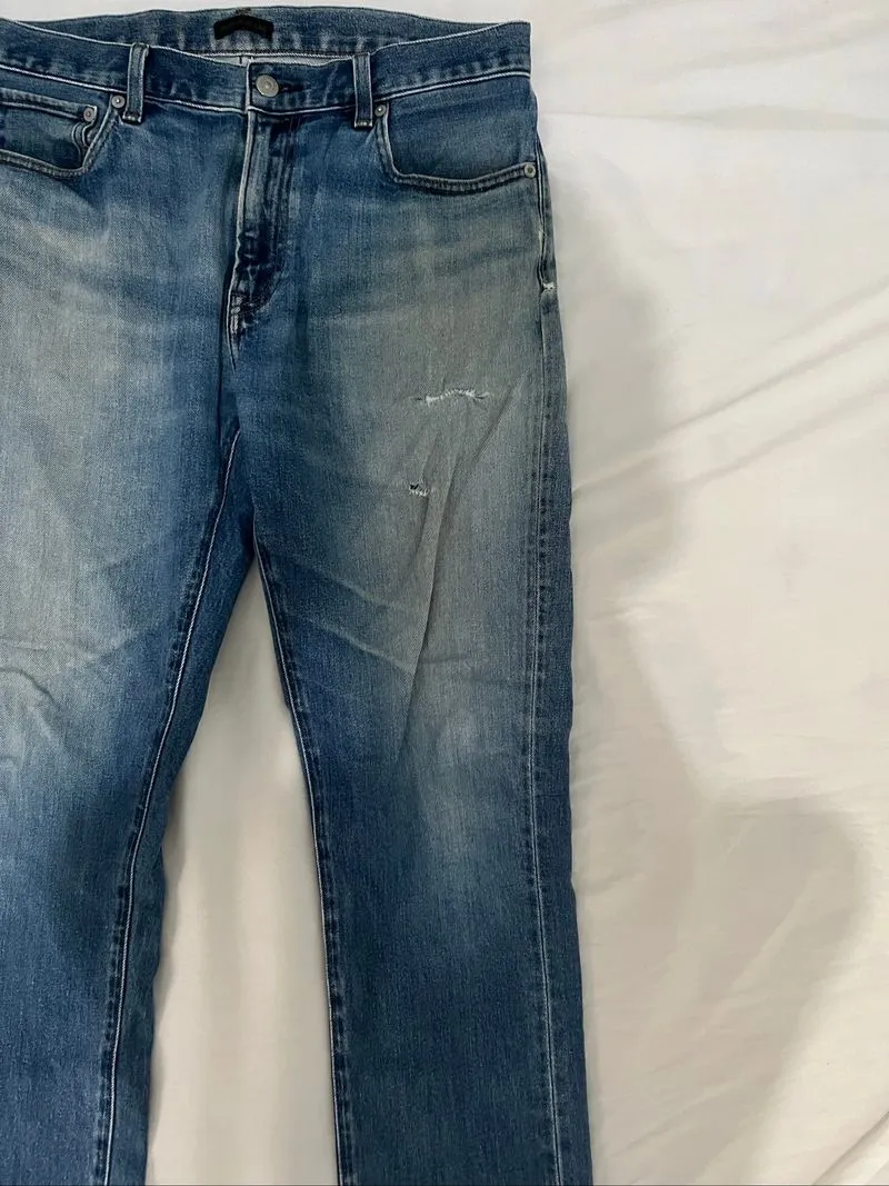 UNIQLO Men’s Blue Jeans photo 1