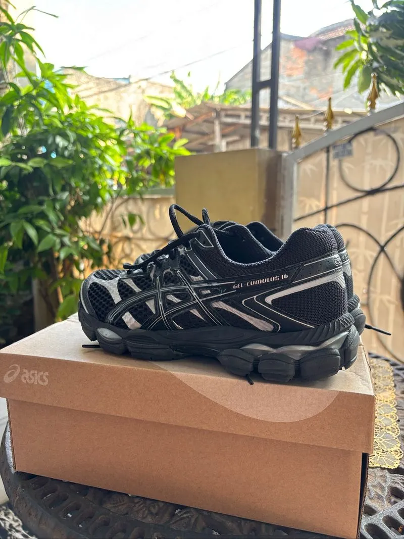 Asics Gel-Cumulus 16 photo 1