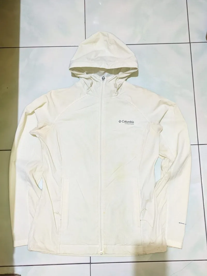 Gorpcore Columbia Omni-shade photo 1