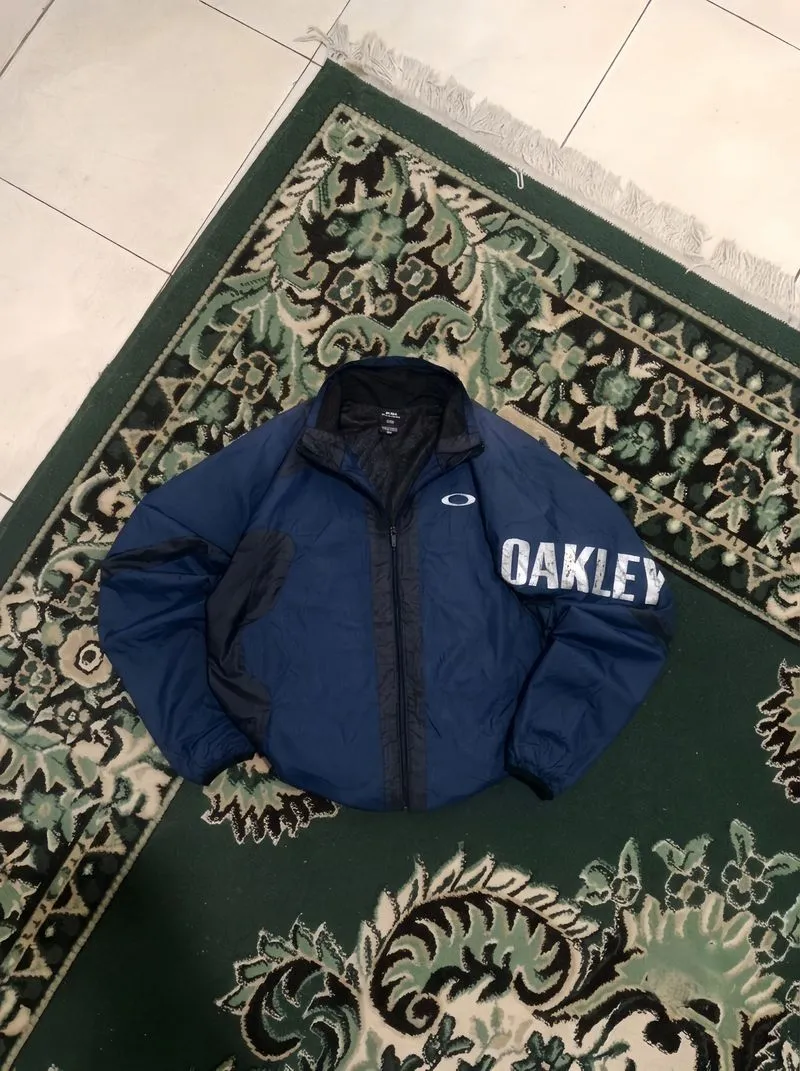 Vintage Oakley Windbreaker photo 1