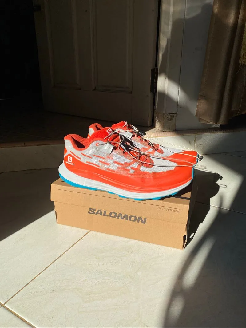 Salomon Ultra Glide Red Original photo 1