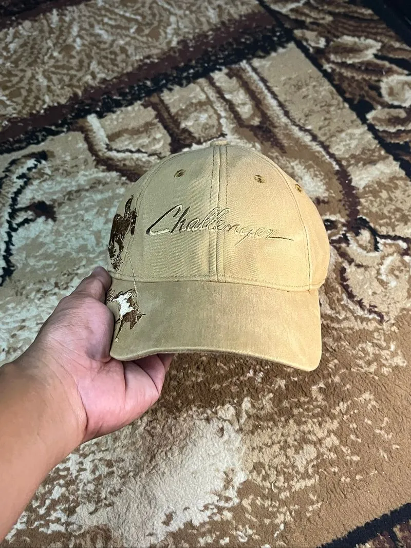 VINTAGE HAT BY WILDLIFE SERIES "EMBROIDERY HORSE" photo 1