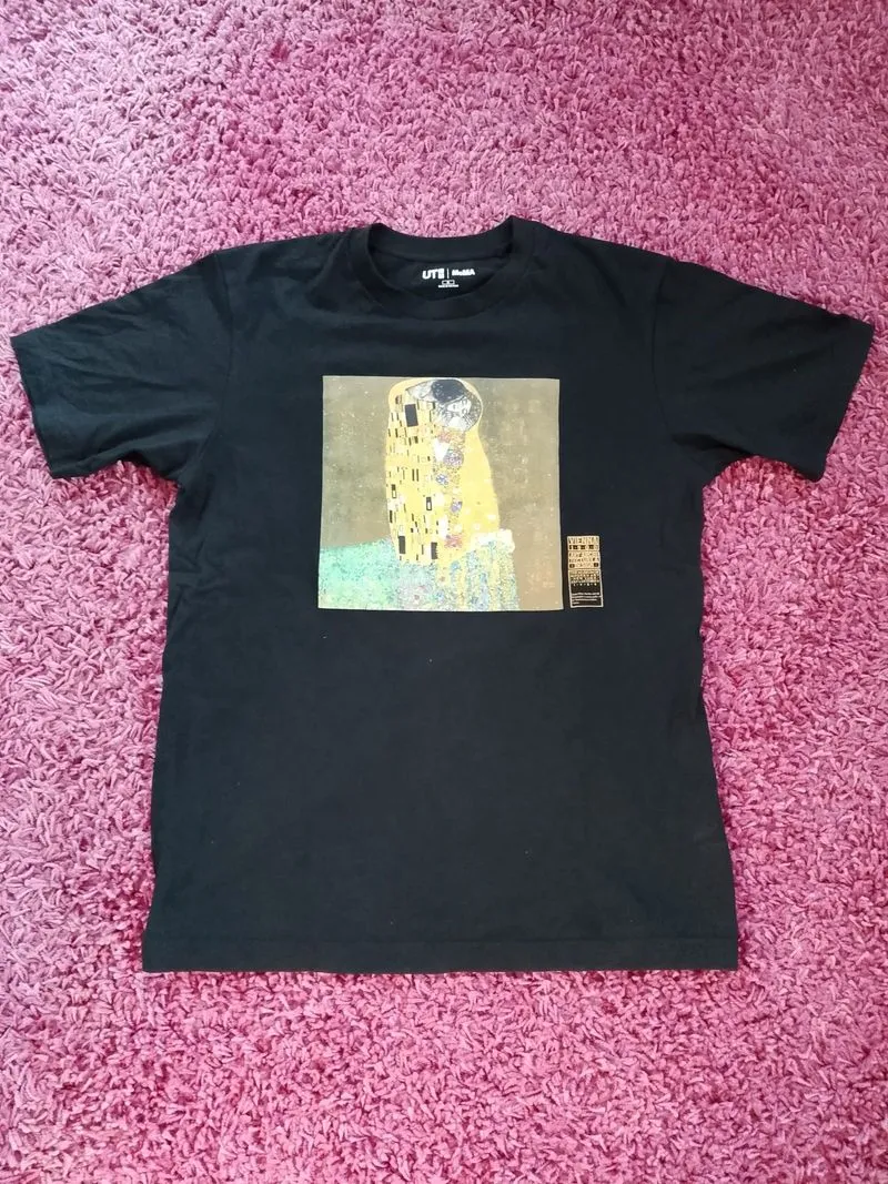 Kaos uniqlo photo 1