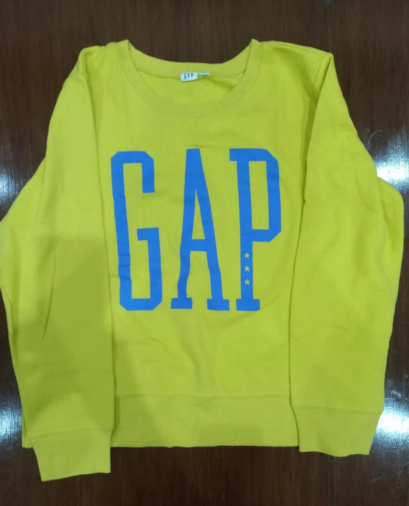Preloved GAP Sweater in Yellow with Blue Logo photo 1