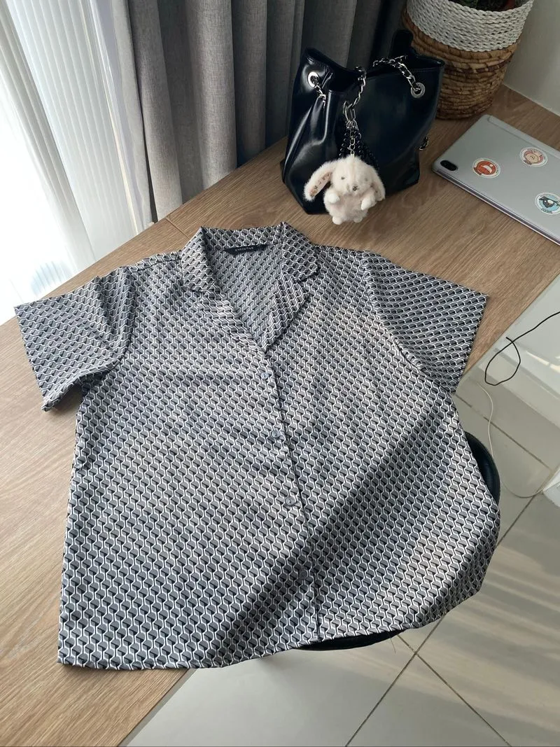Kemeja - executive size s photo 1
