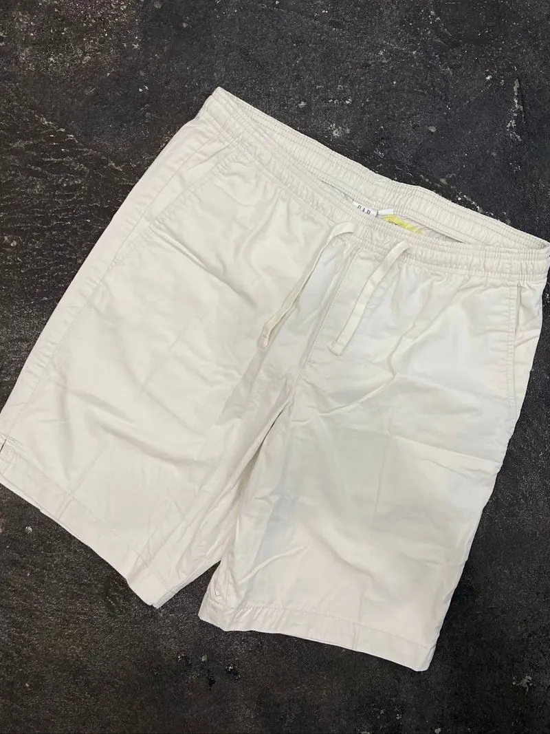 GAP Realaxed Short Pants White Unisex  photo 1