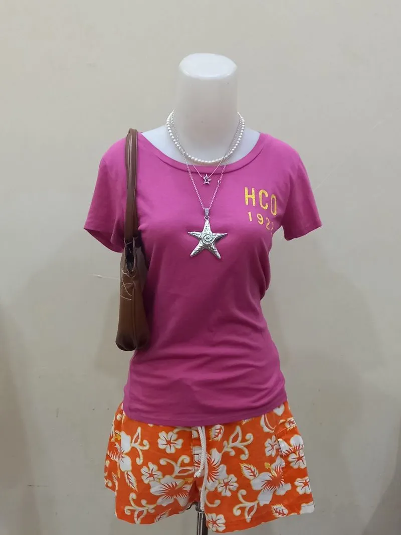 Hollister One Set Hot Pink Tee photo 1