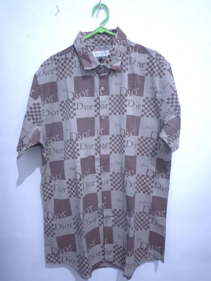 Kemeja Dior Pria Motif Kotak Coklat Premium Lengan Pendek photo 1