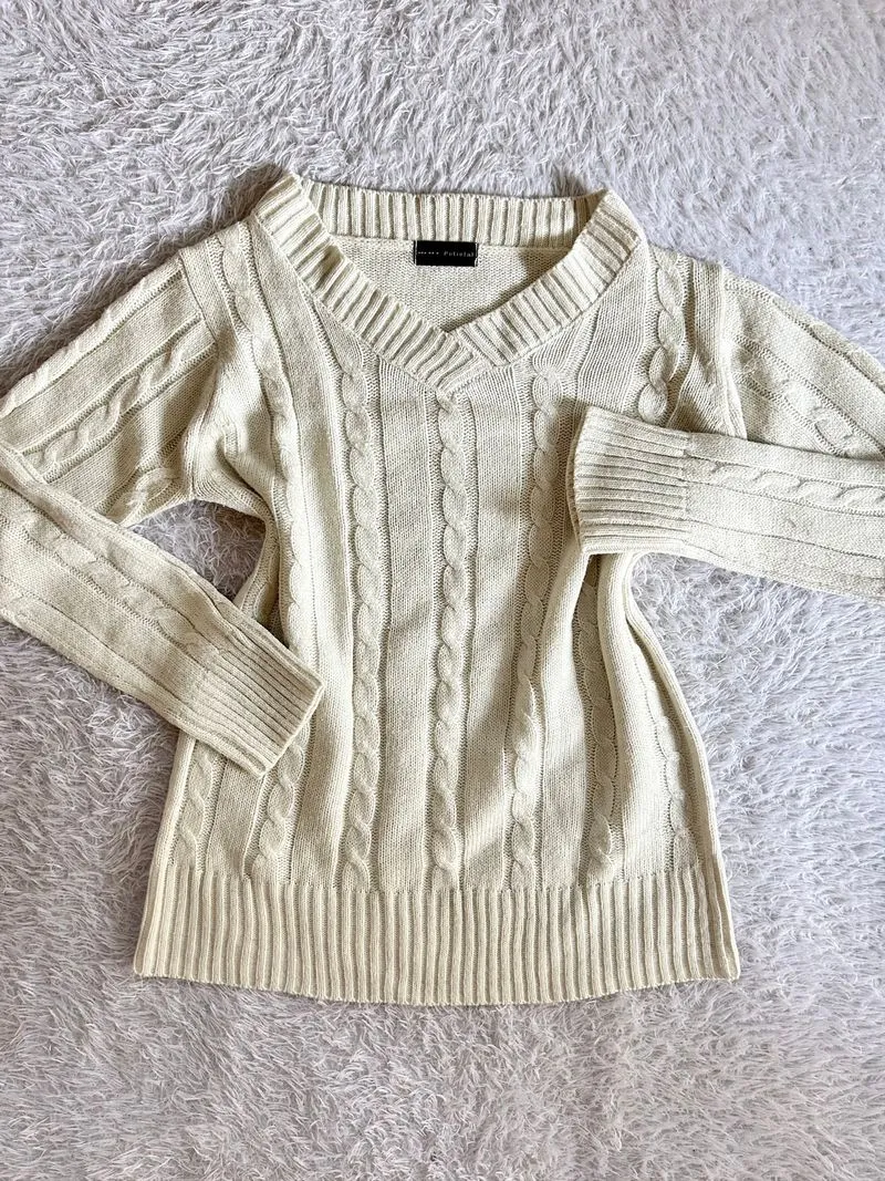Cable Knit Rajut Kepang Sweater V Neck photo 1
